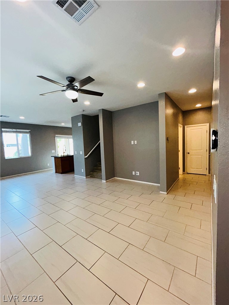 Photo 5 of 6633 W Evander Street