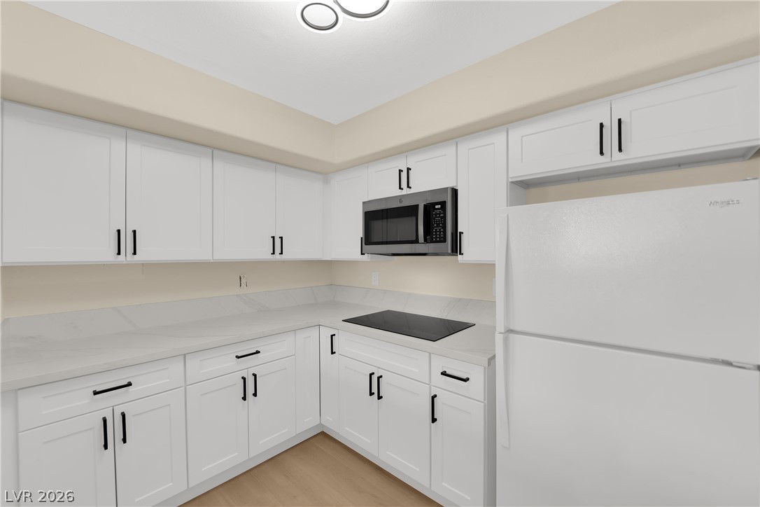 Photo 17 of 44, 2300 E Silverado Ranch Boulevard #2056