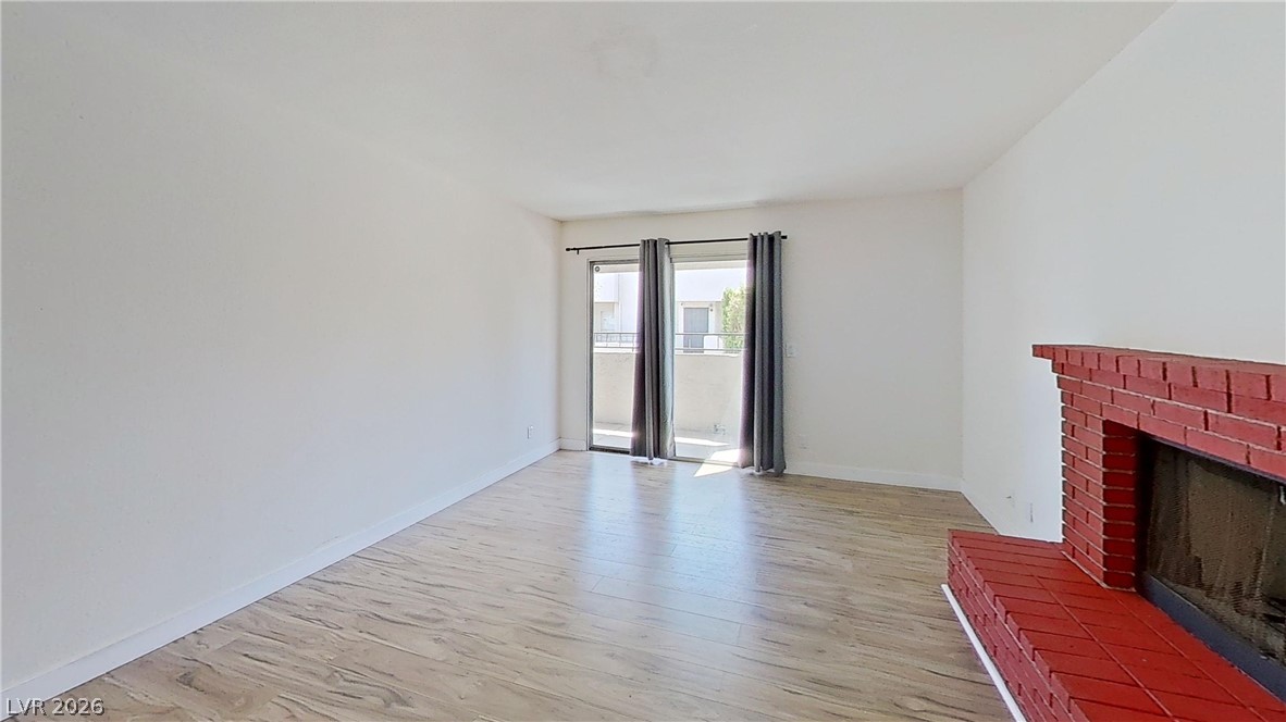Photo 16 of 26, 3769 Carlyle Drive #74
