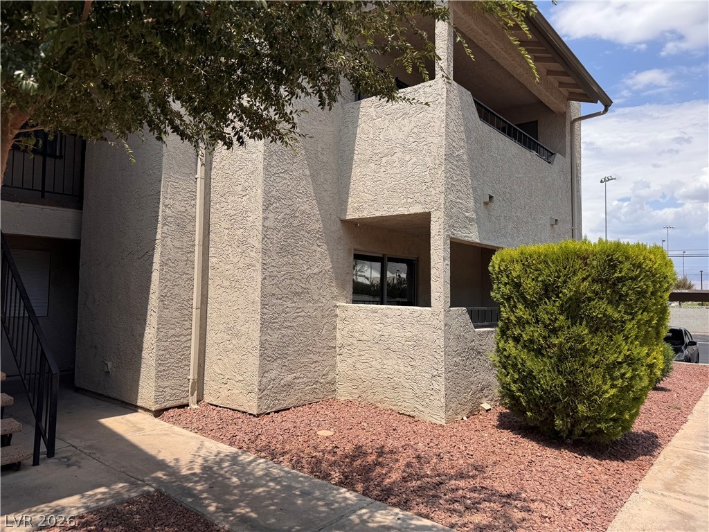 Photo 10 of 26, 3769 Carlyle Drive #74