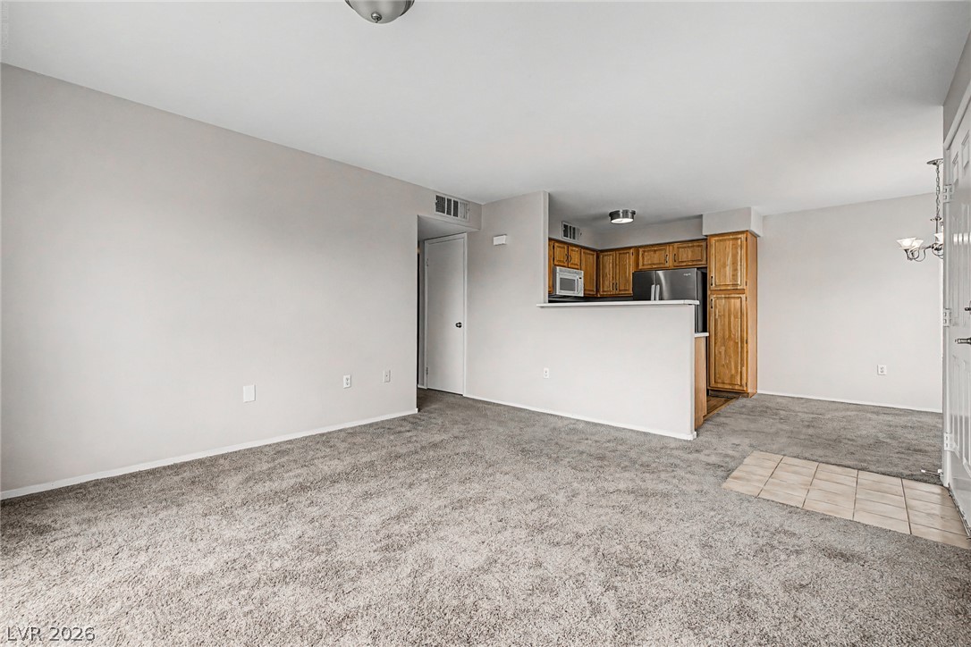 Photo 14 of 32, 5710 E Tropicana Avenue #2135