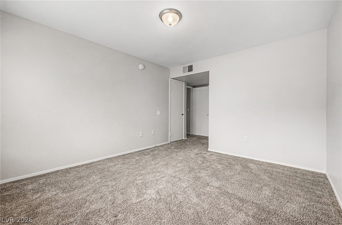 Photo 27 of 32, 5710 E Tropicana Avenue #2135