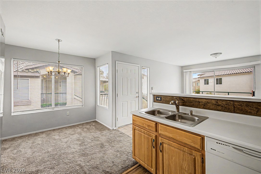 Photo 8 of 32, 5710 E Tropicana Avenue #2135