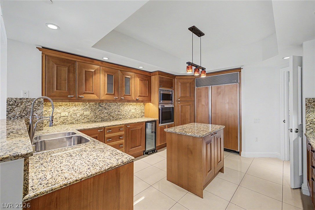 Photo 17 of 58, 2777 Paradise Road #2102