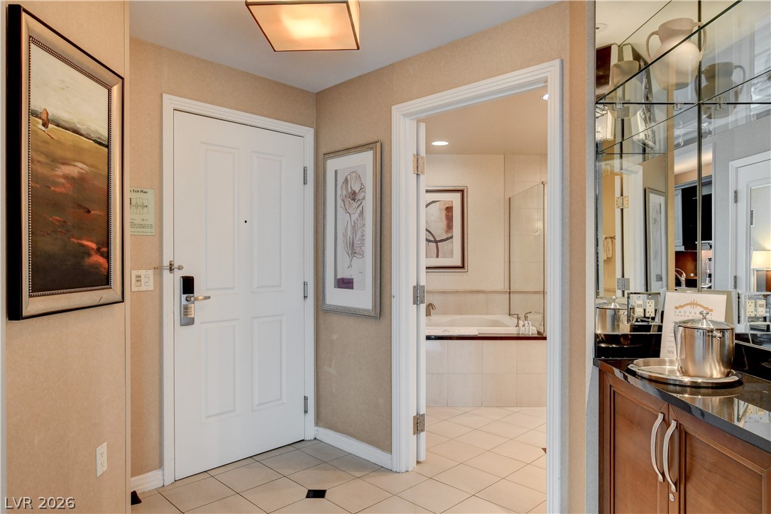Photo 6 of 27, 135 E Harmon Avenue #1619