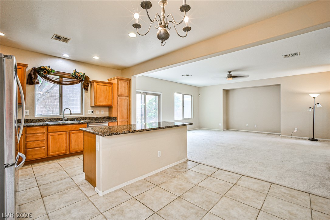 Photo 14 of 37, 2453 Rue Bienville Way