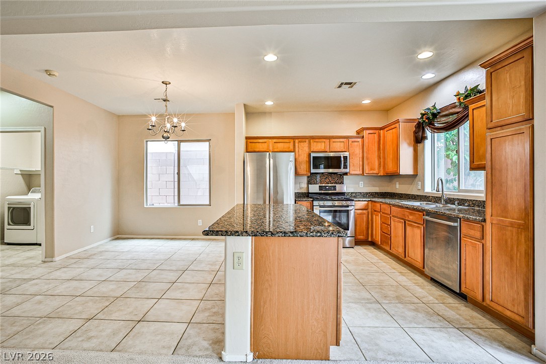 Photo 11 of 37, 2453 Rue Bienville Way