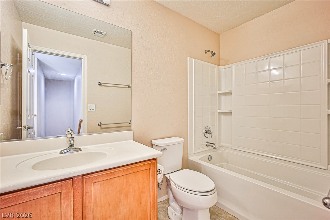 Photo 24 of 37, 2453 Rue Bienville Way