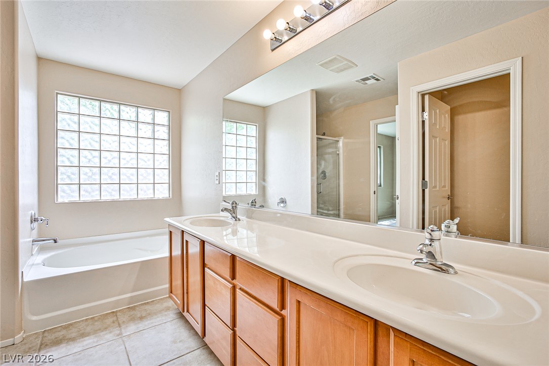 Photo 30 of 37, 2453 Rue Bienville Way