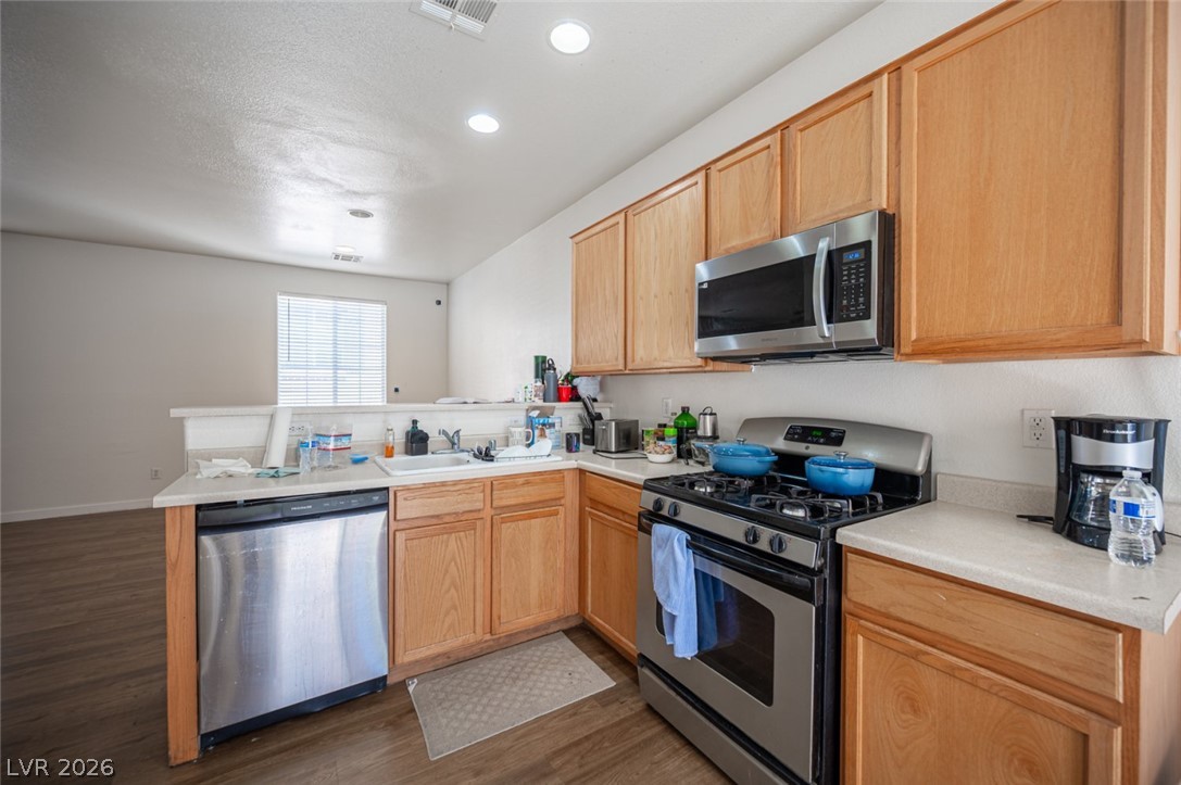 Photo 17 of 45, 9830 Hanover Grove Avenue
