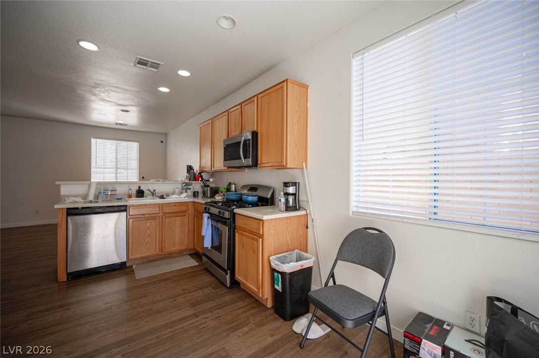 Photo 20 of 45, 9830 Hanover Grove Avenue