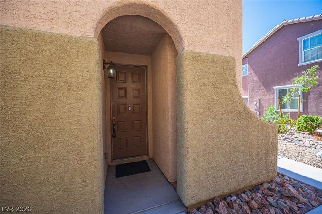Photo 4 of 9830 Hanover Grove Avenue