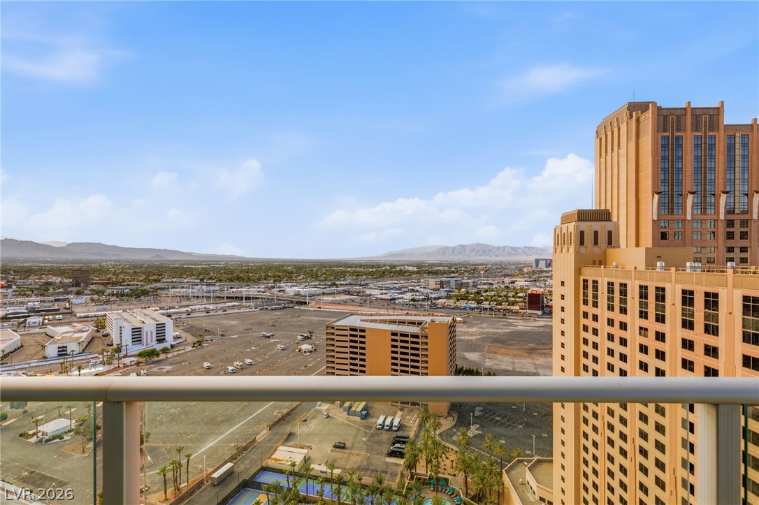 Photo 37 of 40, 2700 Las Vegas Boulevard #2303