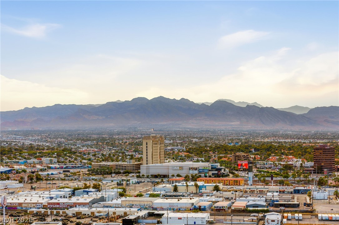 Photo 39 of 40, 2700 Las Vegas Boulevard #2303