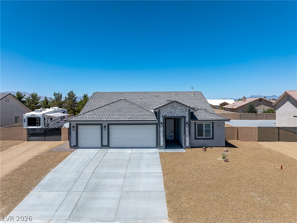 Photo 4 of 6930 Sandpebble Street