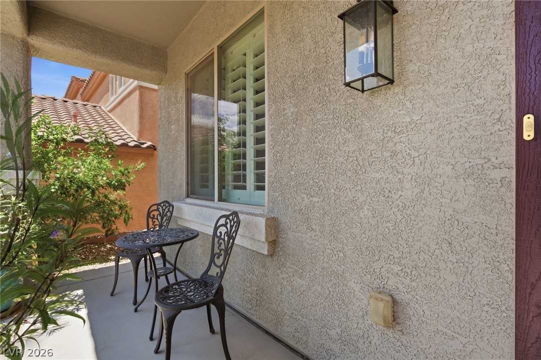 Photo 6 of 66, 2536 Bechamel Place