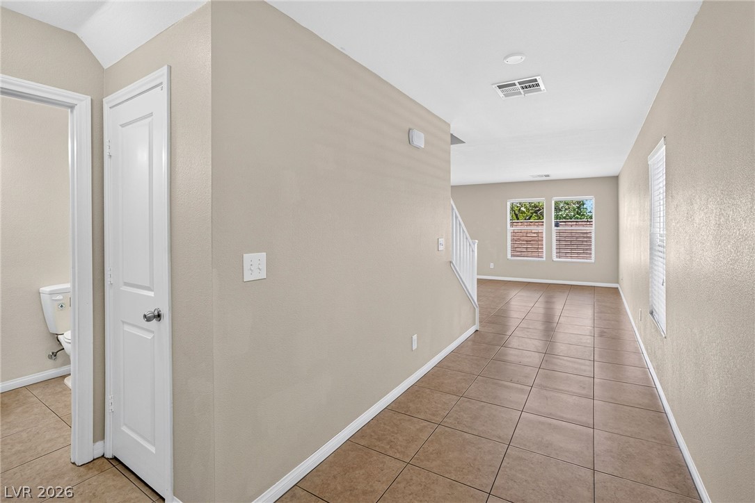Photo 6 of 23, 9210 VALLEY RANCH Avenue