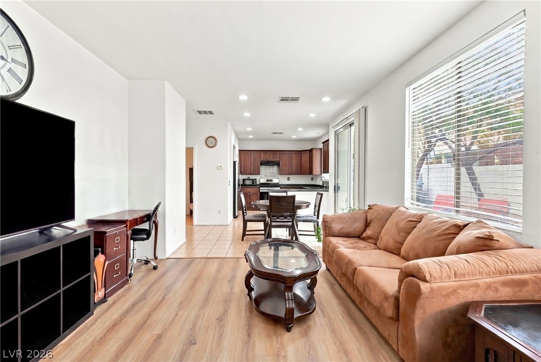 Photo 15 of 32, 5432 W Pipers Meadow Court