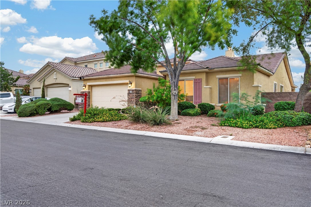 Photo 5 of 5016 Danube Avenue