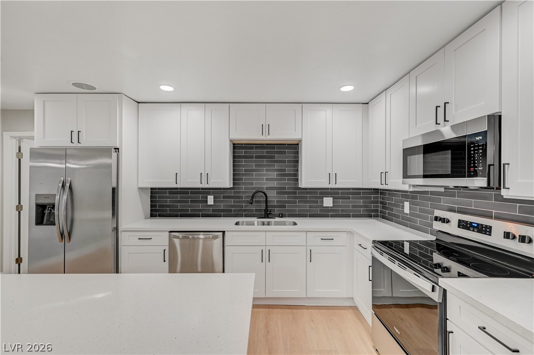 Photo 18 of 54, 4409 Saint Andrews Circle