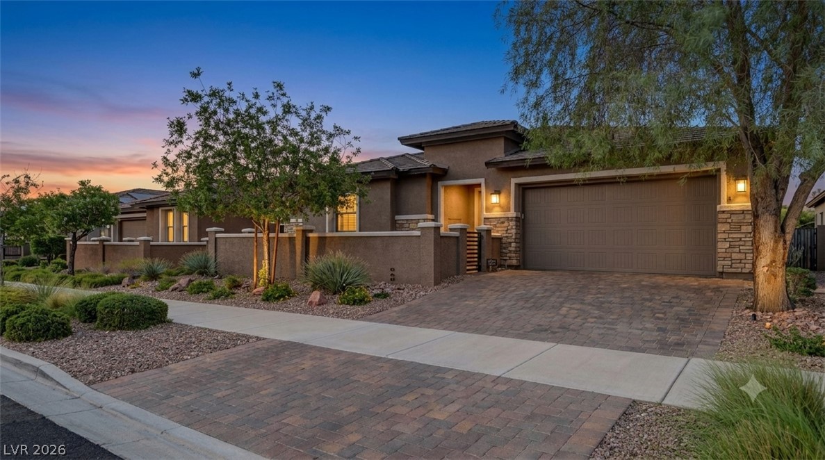 1102 N Water Street, Henderson 89011