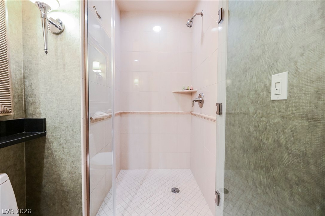 Photo 20 of 43, 145 HARMON Avenue #1021