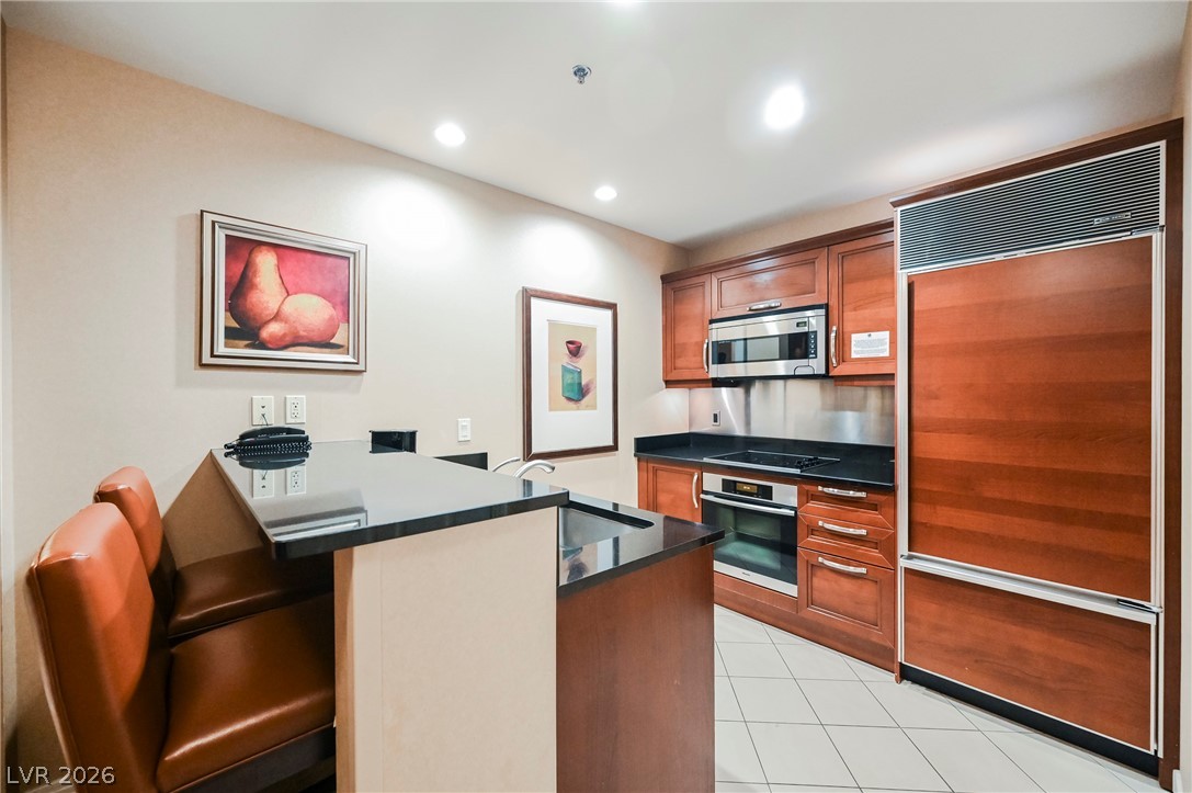 Photo 2 of 145 HARMON Avenue #1021