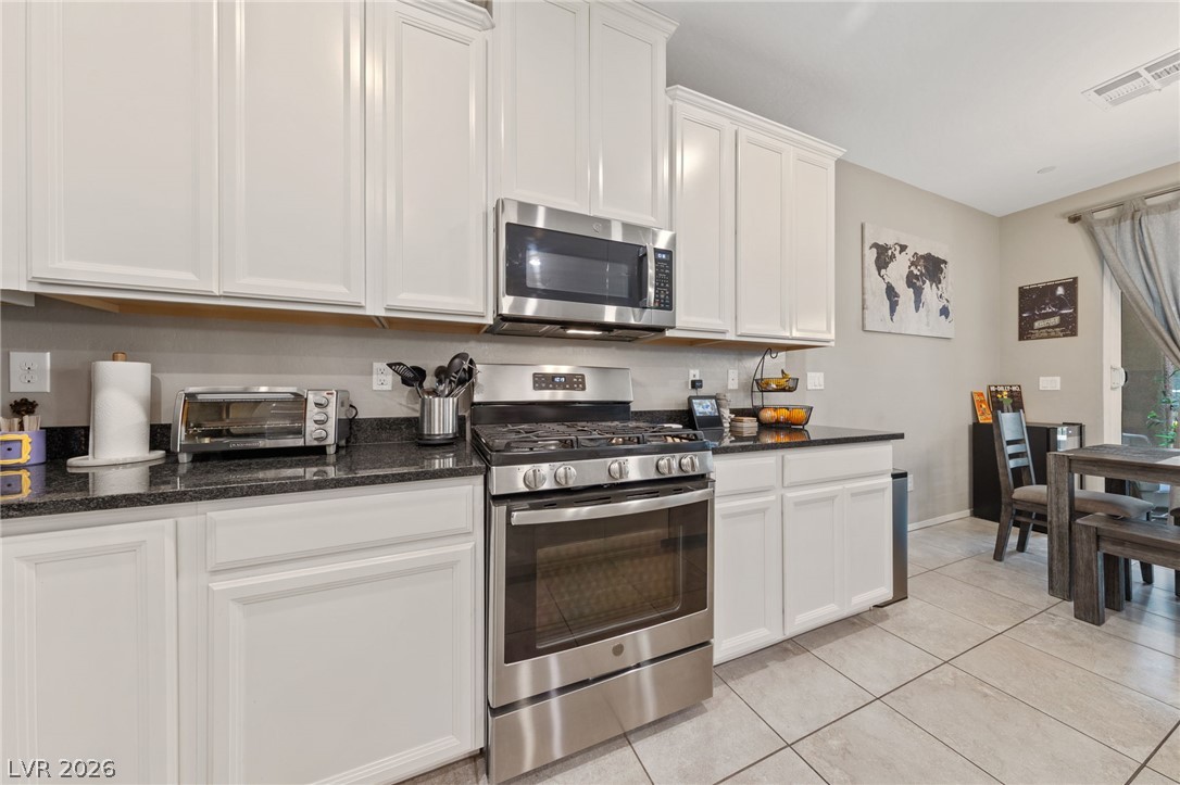 Photo 8 of 21, 8466 Classique Avenue #104