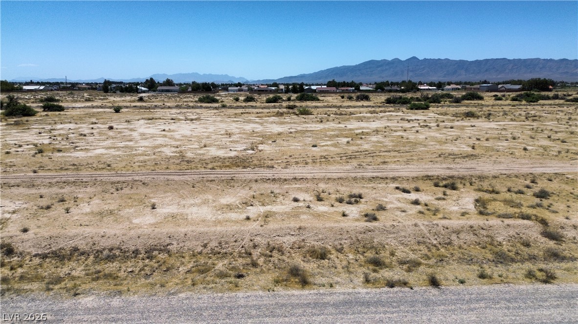 201 E Elmont Street, Pahrump