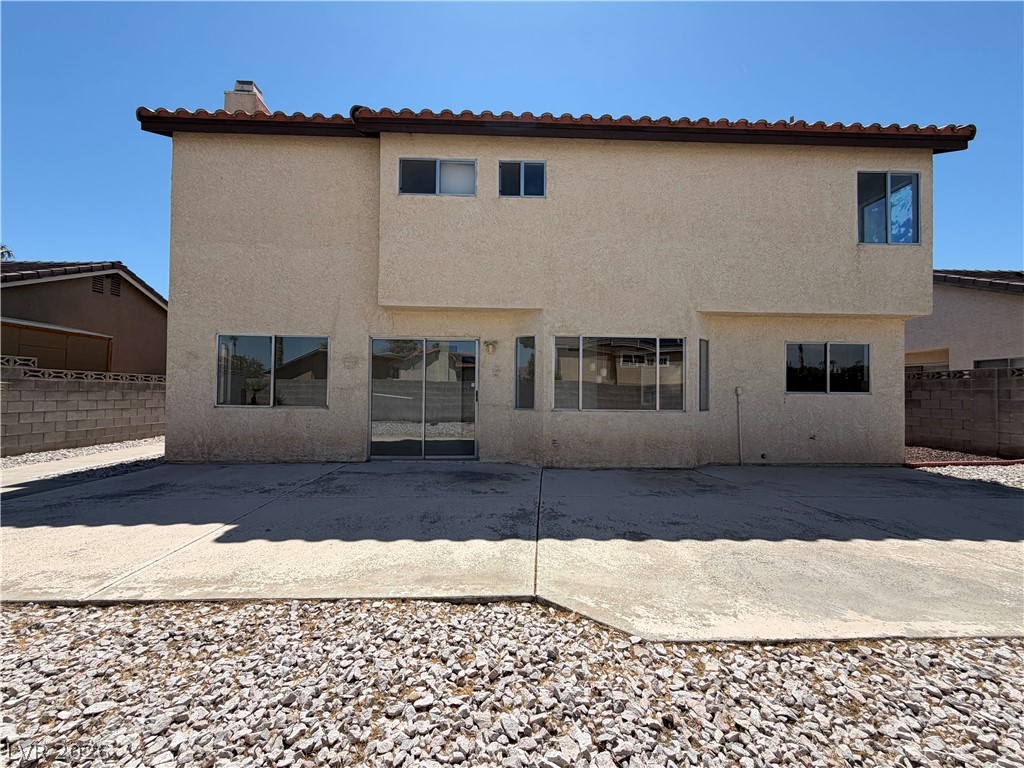Photo 5 of 3152 Viewcrest Avenue