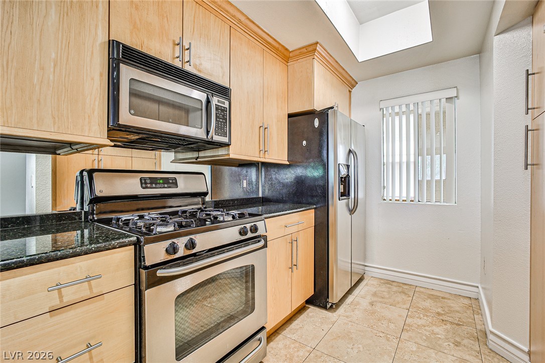 Photo 8 of 25, 210 E Flamingo Road #126