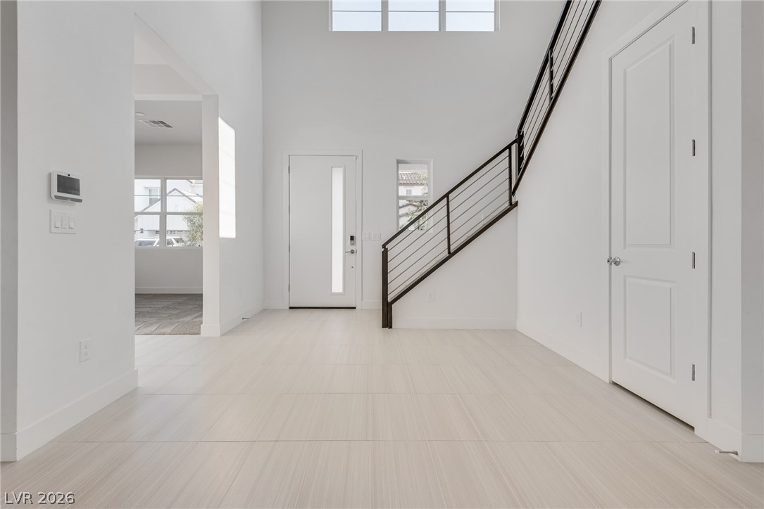 Photo 4 of 10226 Pleasant Knoll Avenue