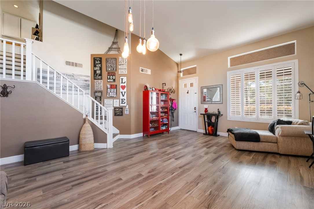 Photo 8 of 51, 8185 Bonaventure Drive