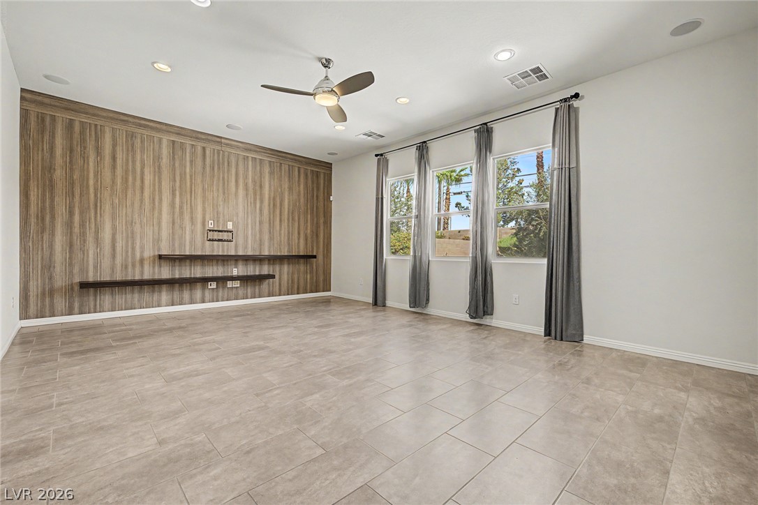 Photo 10 of 40, 7132 Shire Ridge Avenue