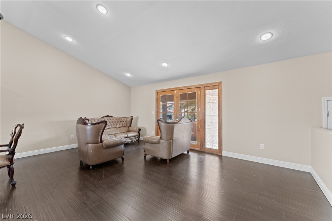 Photo 13 of 29, 3750 La Junta Drive