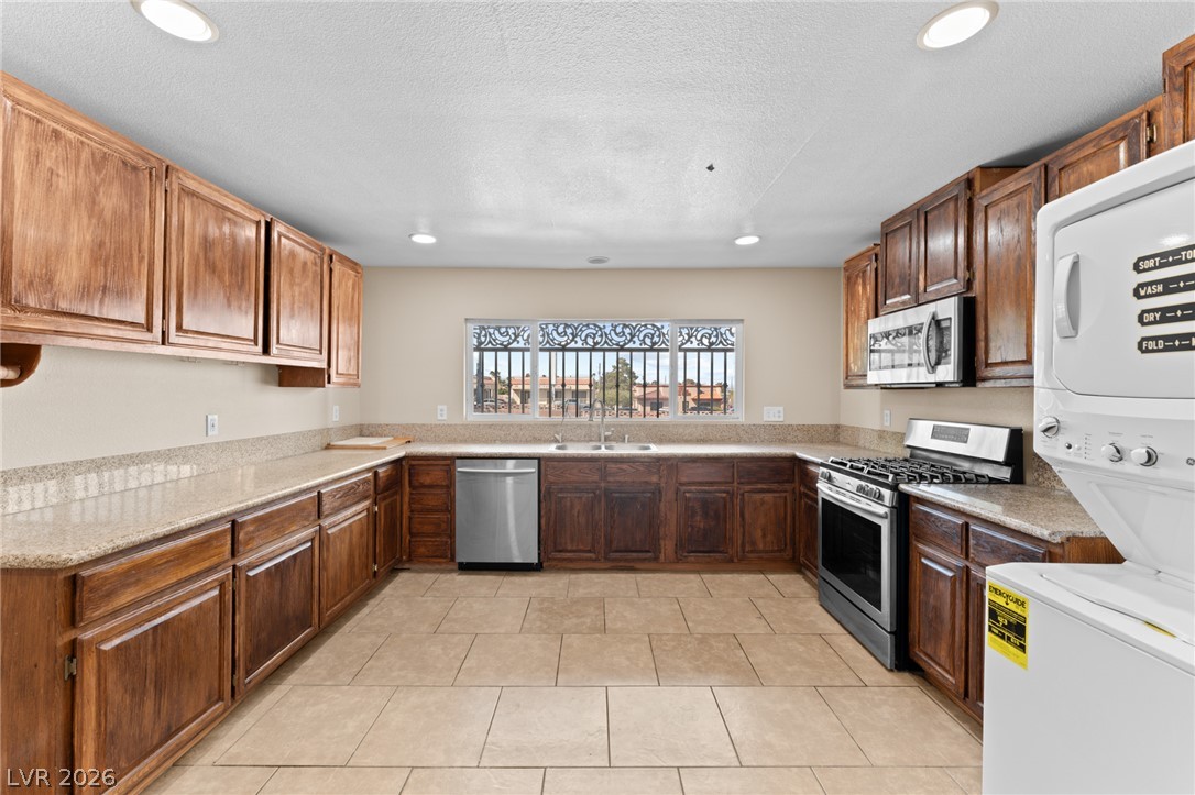 Photo 6 of 29, 3750 La Junta Drive