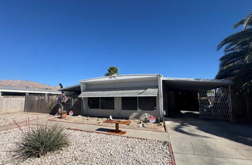 112 Sir George Drive, Las Vegas