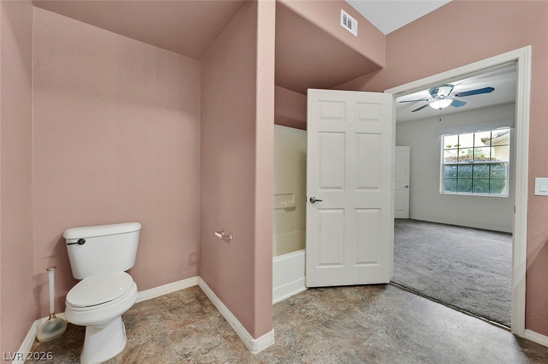 Photo 16 of 28, 8777 W Maule Avenue #1098
