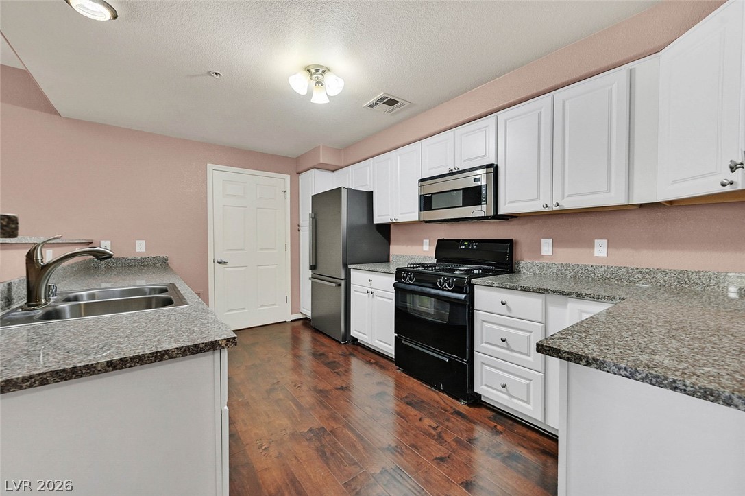 Photo 4 of 8777 W Maule Avenue #1098