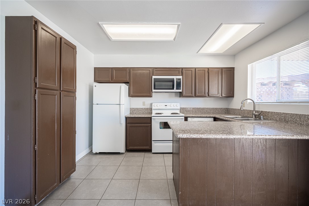 Photo 17 of 32, 5142 Tahnee Drive