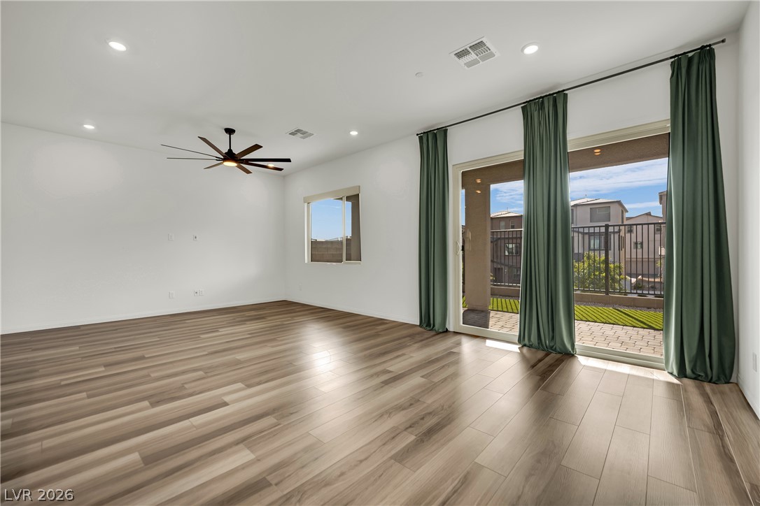 Photo 5 of 1532 Pacific Baza Street