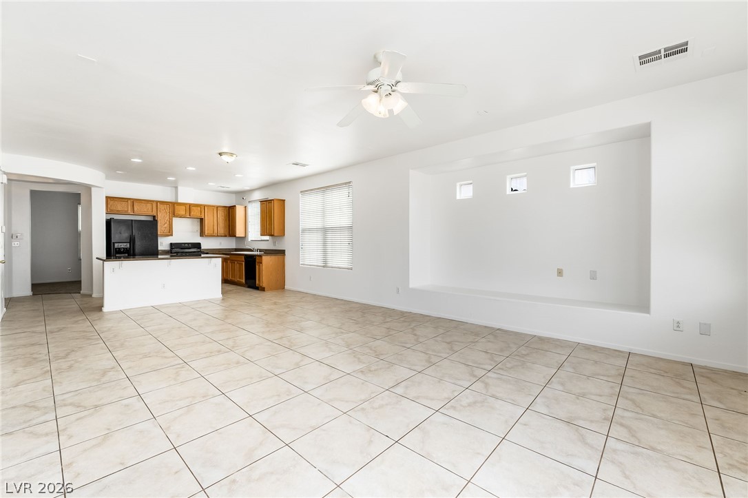 Photo 5 of 2909 Aspen Club Avenue