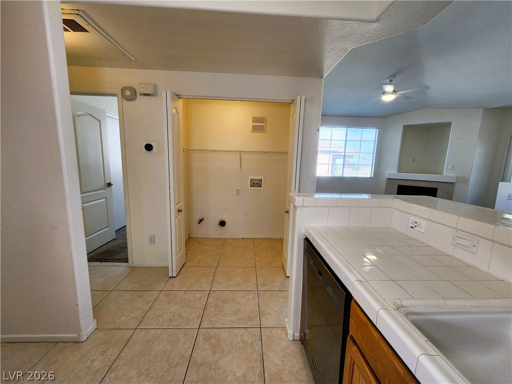 Photo 13 of 27, 9901 Trailwood Drive #2158