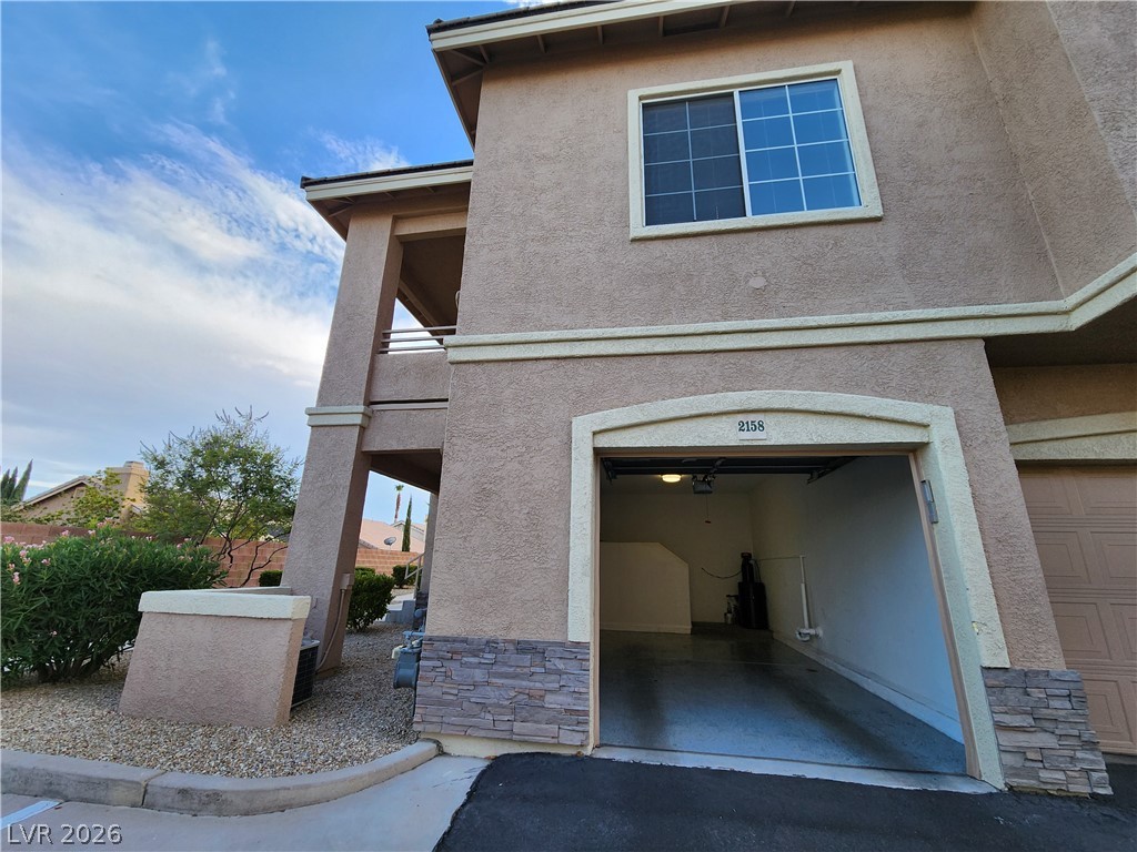 Photo 21 of 27, 9901 Trailwood Drive #2158