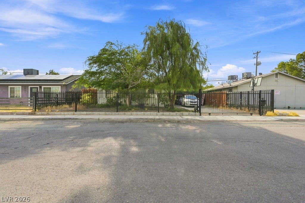 2545 Salt Lake Street, North Las Vegas 89030