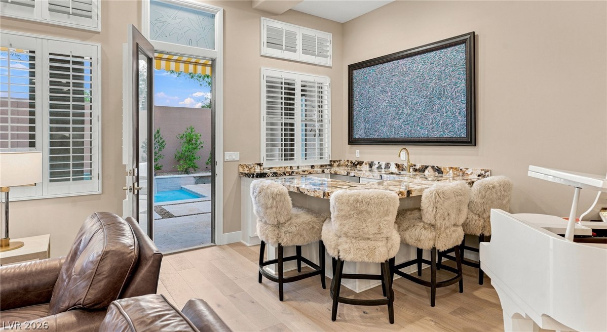 Photo 4 of 205 Aventura Street