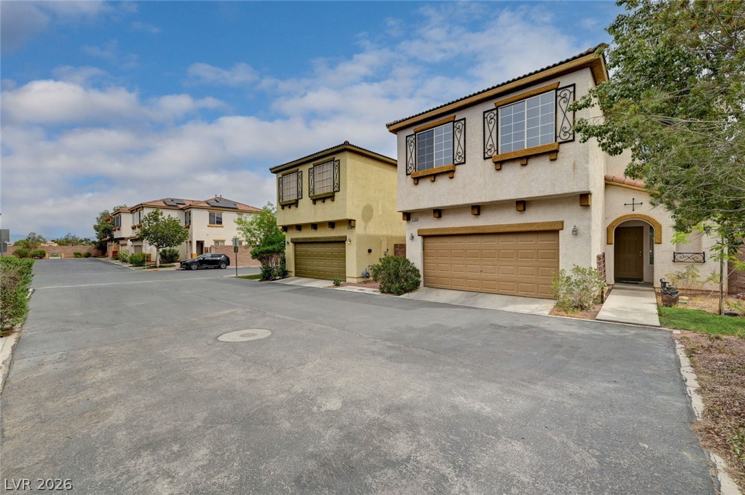 Photo 4 of 5109 Silent Valley Avenue