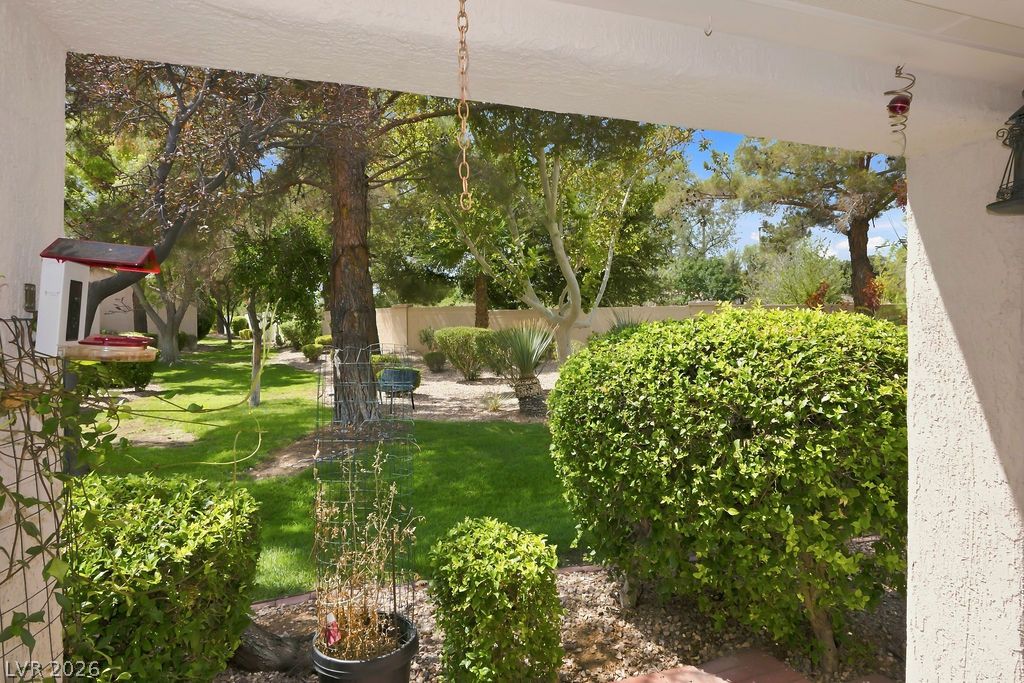 10225 Button Willow Drive, Las Vegas 89134