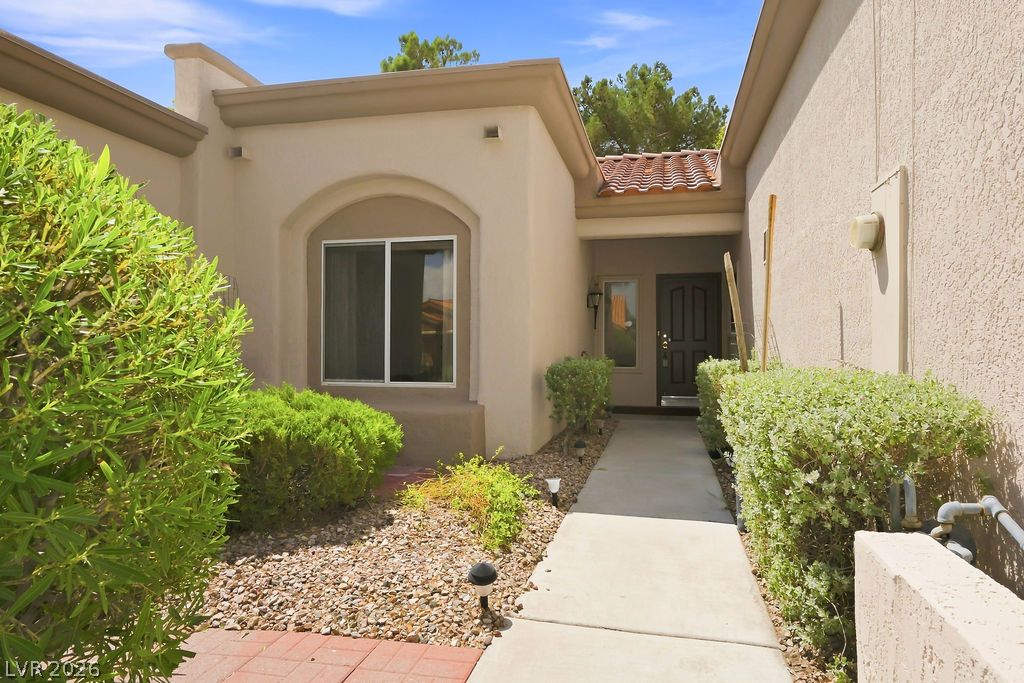 Photo 3 of 10225 Button Willow Drive