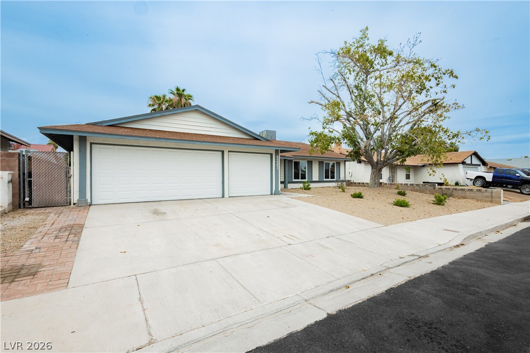Photo 2 of 5227 Sepulveda Boulevard